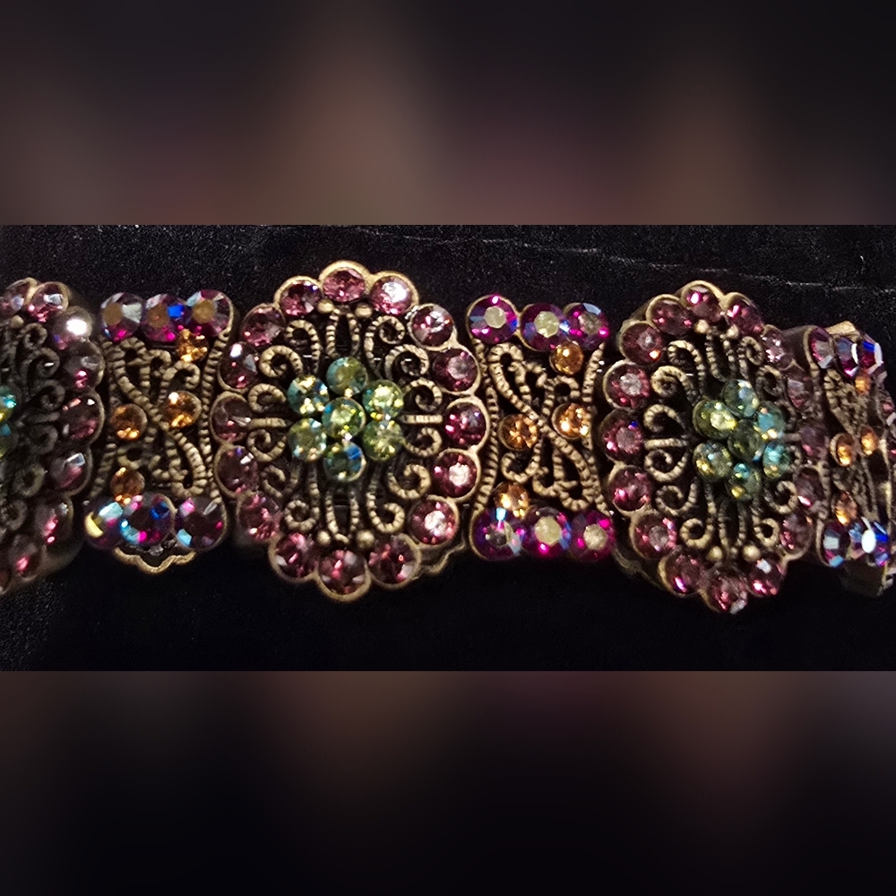 NWOT Joan Rivers stretch bracelet - Picture 3 of 5